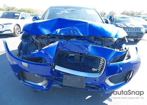 2017 Jaguar F-Pace First Edition z USA, uszkodzony, nr VIN SADCP2BV2HA053063